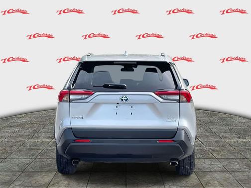 2019 Toyota RAV4 Hybrid XLE
