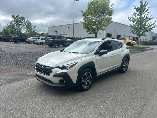 Crystal White Pearl 2024 Subaru Crosstrek Premium