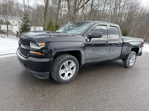 2017 Chevrolet Silverado 1500 Custom