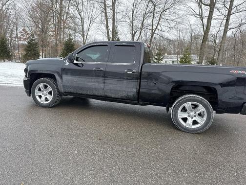 2017 Chevrolet Silverado 1500 Custom