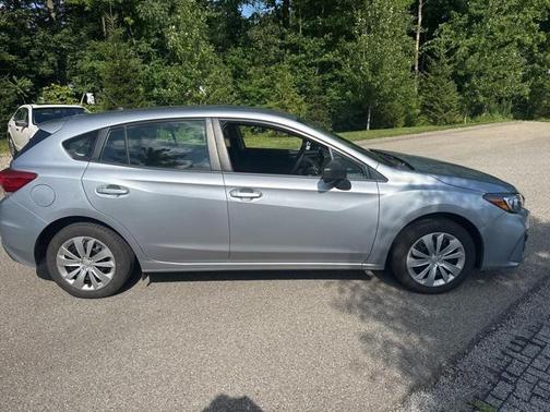 2019 Subaru Impreza 2.0i