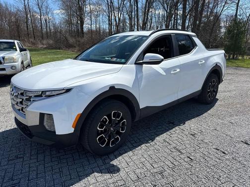 Ice White 2022 Hyundai SANTA CRUZ SEL Premium