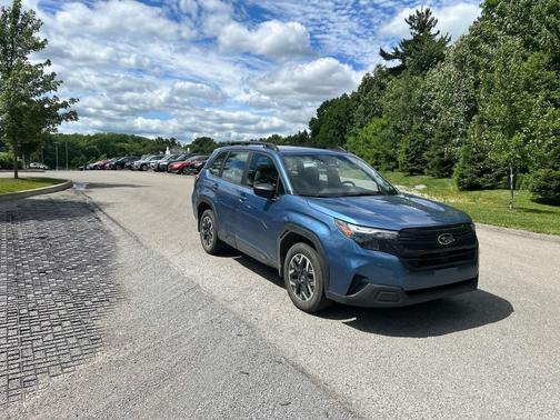Horizon Blue Pearl 2025 Subaru Forester Base