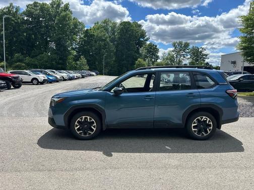 Horizon Blue Pearl 2025 Subaru Forester Base