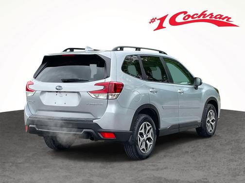 Ice Silver Metallic 2023 Subaru Forester Premium