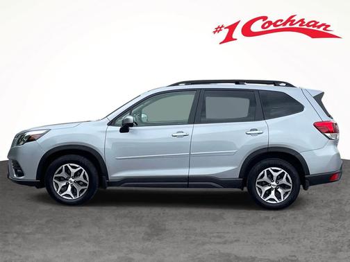 Ice Silver Metallic 2023 Subaru Forester Premium