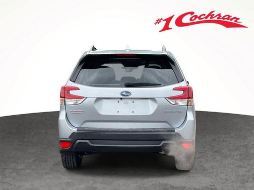 Ice Silver Metallic 2023 Subaru Forester Premium