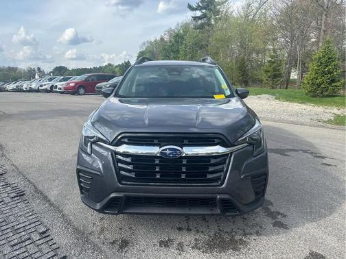 Magnetite Gray Metallic 2025 Subaru Ascent Premium 8-Passenger