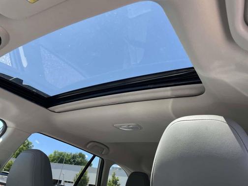 Ice Silver Metallic 2024 Subaru Outback Limited