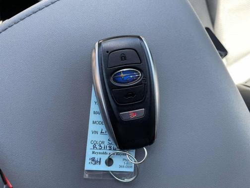 Ice Silver Metallic 2024 Subaru Outback Limited