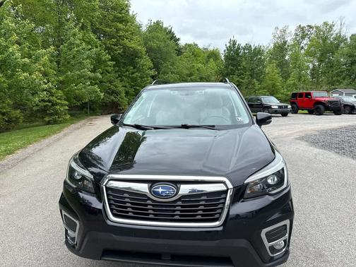 Crystal Black Silica 2021 Subaru Forester Limited