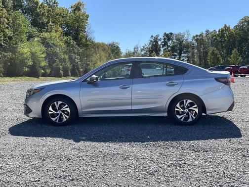 2022 Subaru Legacy Premium