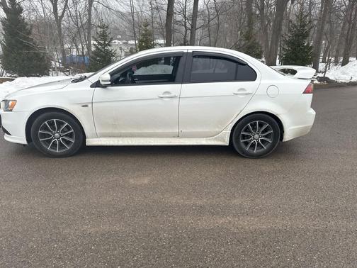 2015 Mitsubishi Lancer SE