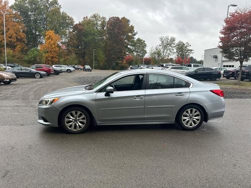 2016 Subaru Legacy Premium