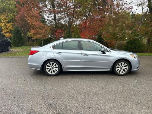 2016 Subaru Legacy Premium