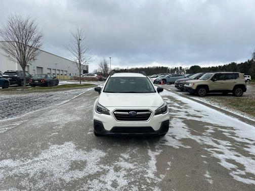 2018 Subaru Outback 2.5i
