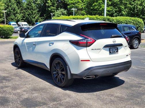White 2024 Nissan Murano SV