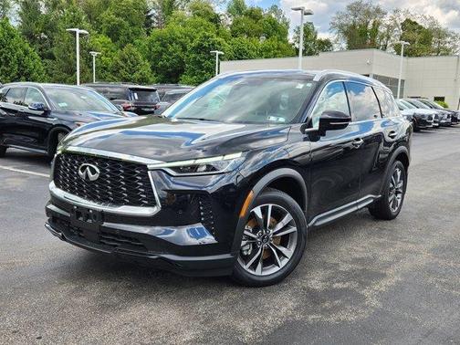 Mineral Black 2023 INFINITI QX60 Luxe
