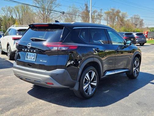 Black 2021 Nissan Rogue SL