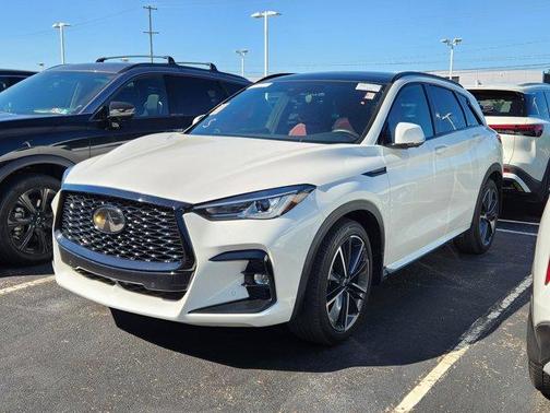 Radiant White 2024 INFINITI QX50 SPORT