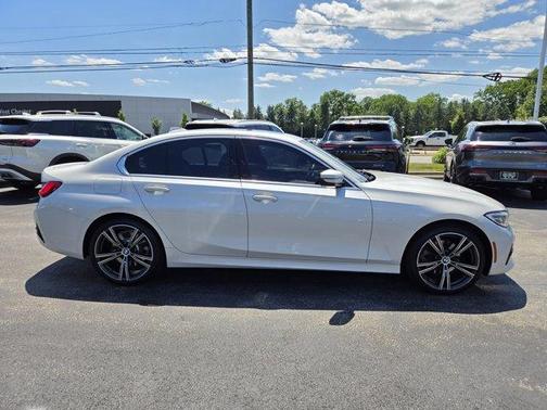 Mineral White Metallic 2021 BMW 330 i xDrive