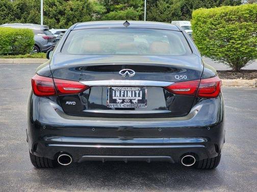 2023 INFINITI Q50 LUXE
