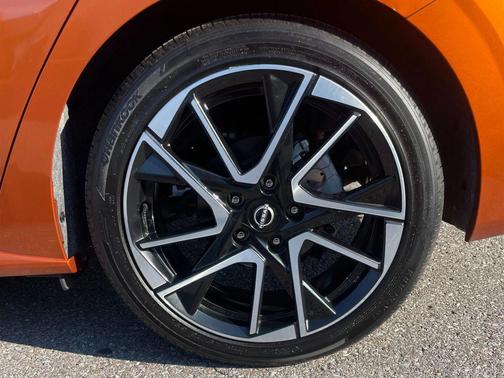 2024 Nissan Sentra SR