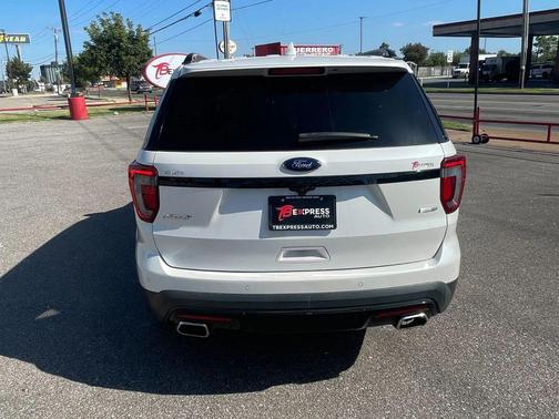 2016 Ford Explorer Sport