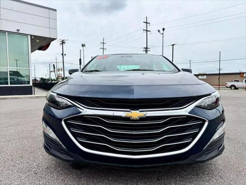2021 Chevrolet Malibu FWD LT