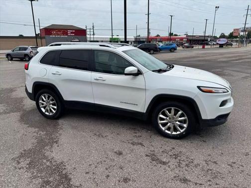 2015 Jeep Cherokee Sport