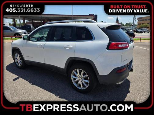 2015 Jeep Cherokee Sport