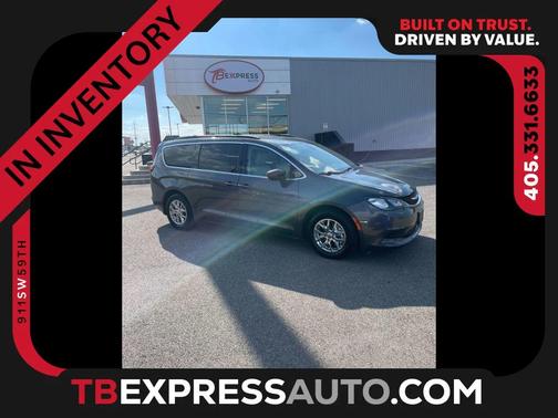 2021 Chrysler Voyager LXI