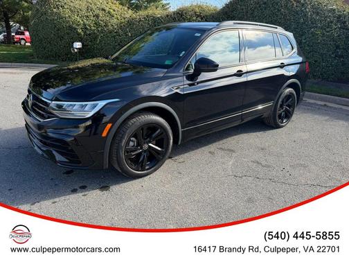 Deep Black Pearl 2023 Volkswagen Tiguan 2.0T SE R-Line Black