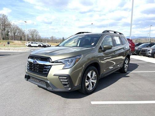 Autumn Green Metallic 2025 Subaru Ascent Premium