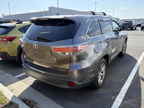 Predawn Gray Mica 2015 Toyota Highlander LE Plus