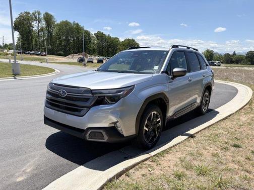 Ice Silver Metallic 2026 Subaru Forester Limited