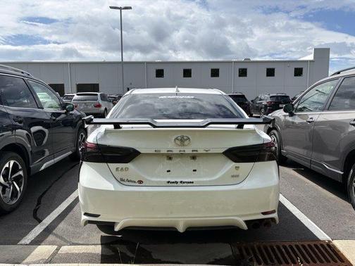 Super White 2021 Toyota Camry SE