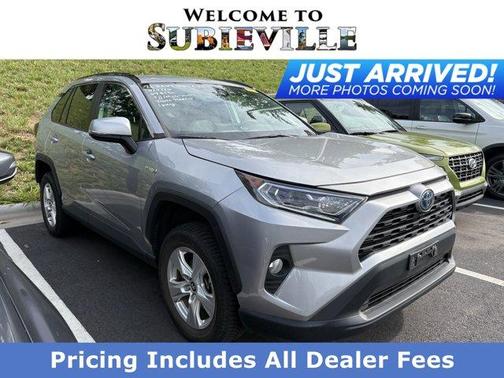 Silver Sky Metallic 2021 Toyota RAV4 Hybrid XLE
