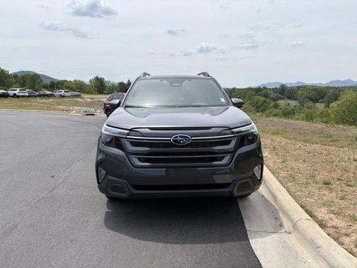 Magnetite Gray Metallic 2026 Subaru Forester Limited