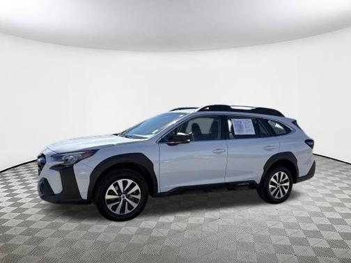 2025 Subaru Outback Base