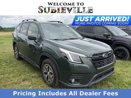 Cascade Green Silica 2023 Subaru Forester 2.5i Premium