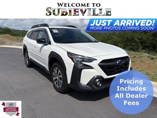 Crystal White Pearl 2025 Subaru Outback Premium