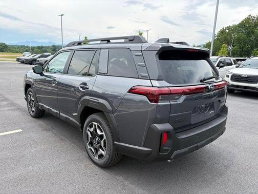 Magnetite Gray Metallic 2026 Subaru Outback Touring