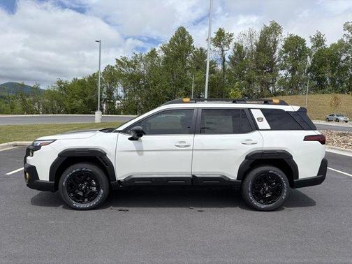 Crystal White Pearl 2026 Subaru Outback Wilderness