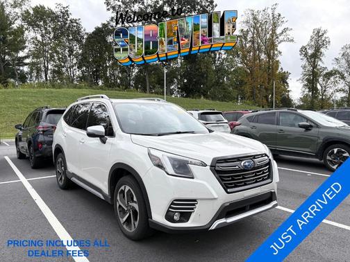 Crystal White Pearl 2023 Subaru Forester Touring