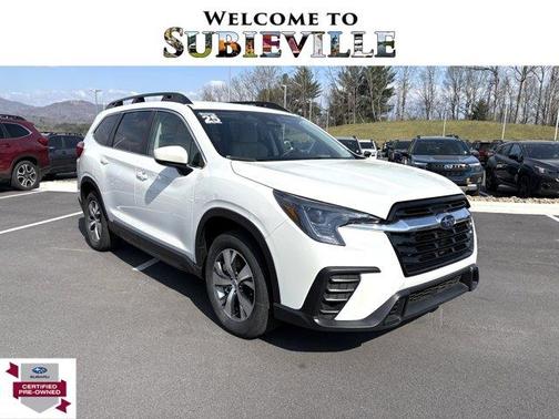 Crystal White Pearl 2025 Subaru Ascent Premium