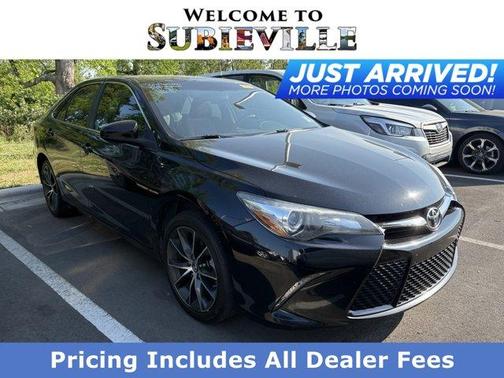 Midnight Black Metallic 2017 Toyota Camry XSE