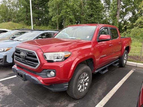 Barcelona Red Metallic 2018 Toyota Tacoma SR5
