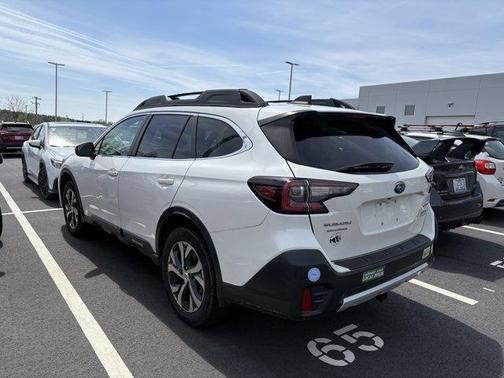 Crystal White Pearl 2020 Subaru Outback Limited