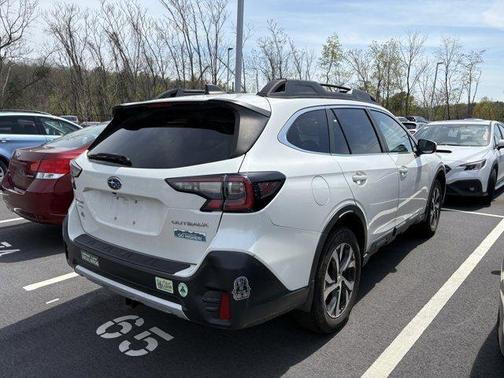 Crystal White Pearl 2020 Subaru Outback Limited
